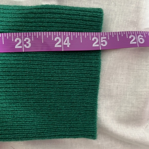 NEW J Crew Cashmere classic-fit crewneck sweater!!! - Picture 6 of 10